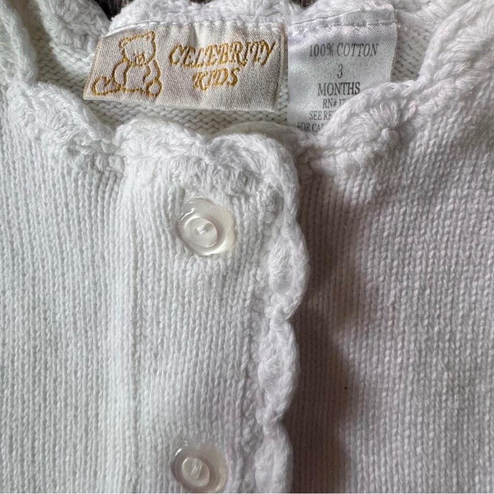 Vintage Celebrity Kids Baby Girl White Knit Cardigan Floral Embroidered 3 months - Picture 6 of 7